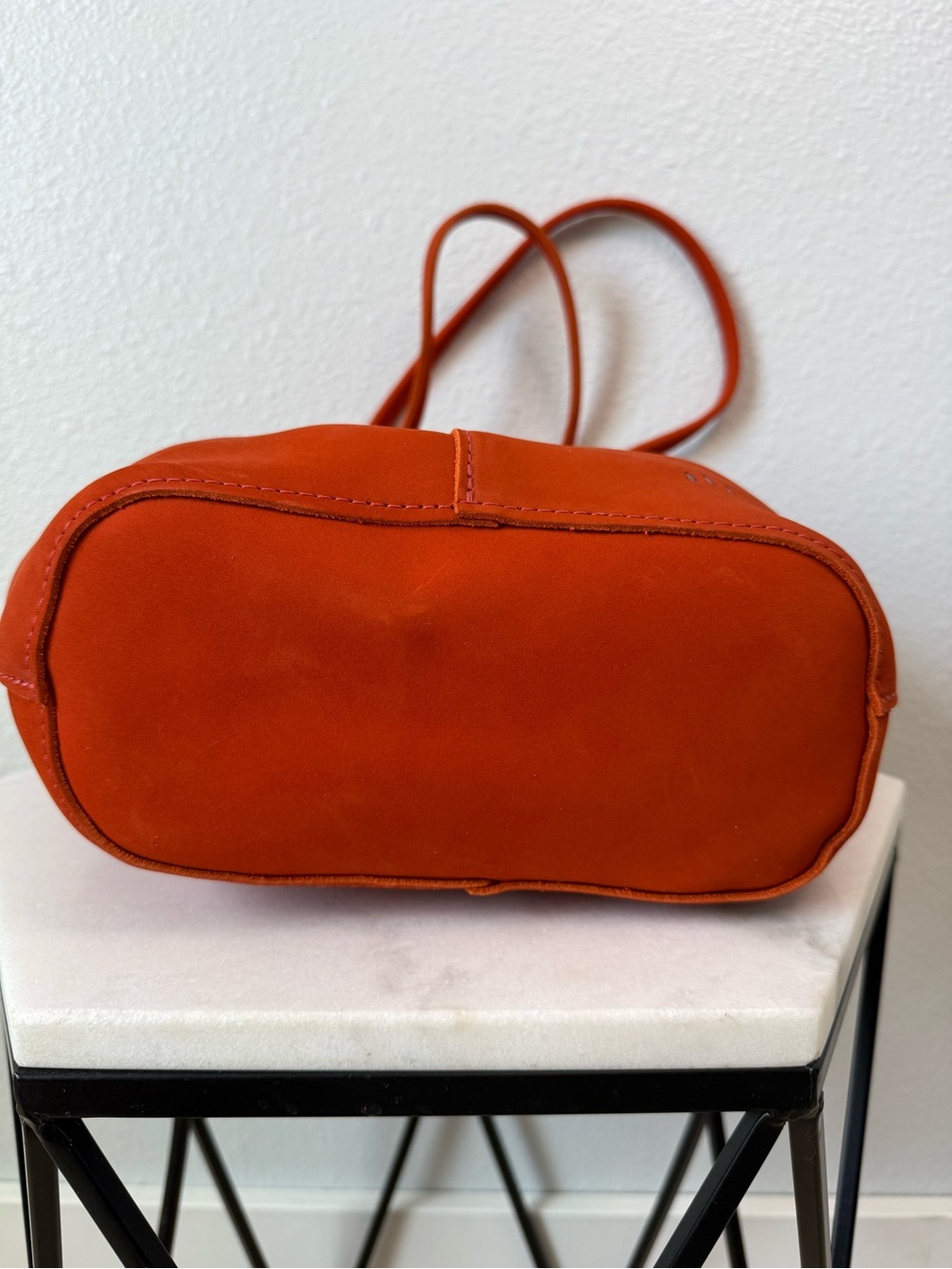 Portland Leather Goods Large Devan Bucket Tote Paprika Orange Red NWOT - Picture 7 of 7